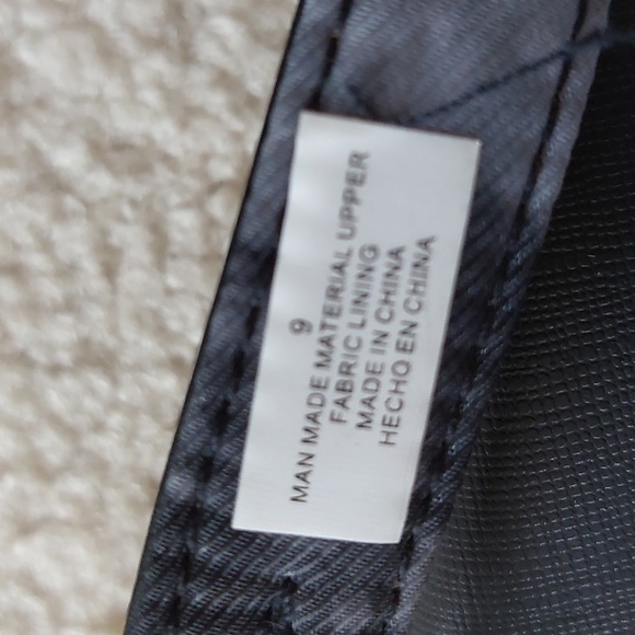 FLOJOS, SIZE 9, BLACK, LEATHER STRAP, RUBBER SLIPPER, NEW - Picture 4 of 6